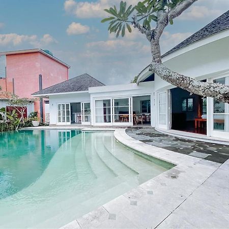 קנגו Batu Bolong Residence מראה חיצוני תמונה