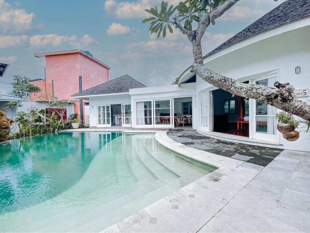 קנגו Batu Bolong Residence מראה חיצוני תמונה
